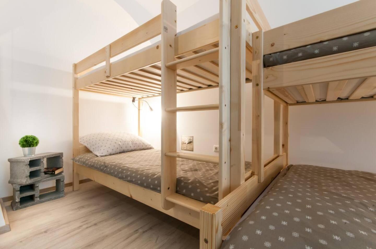 The Maze Apartment Λιουμπλιάνα Δωμάτιο φωτογραφία